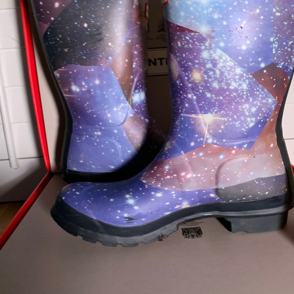 Hunter Boots - image 8